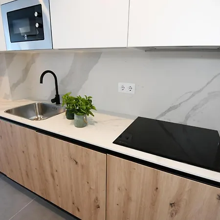 Duerming Silgar Vut アパート *